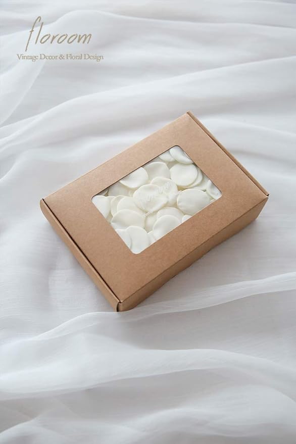Floroom 500pcs Rose Petals Ivory Faux Silk Flower Petals for Wedding Flower Girl Basket White Aisle Scatter Dinner Table Centerpieces Party Confetti Bridal Shower Romantic Night Decoration