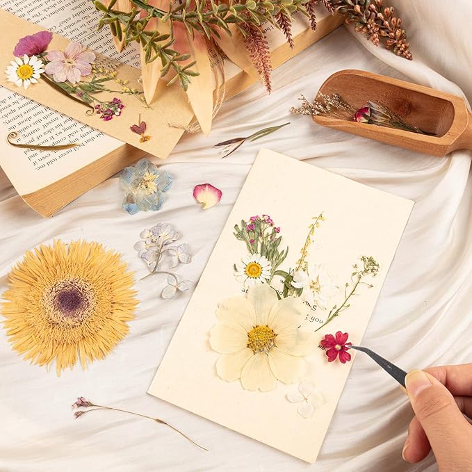 140pcs Dried Pressed Flowers Bulk, Natural Fall Pressed Dried Flowers with Tweezer for DIY Crafts Resin Mold Candles Cake Bridal Scrapbooking Supplies