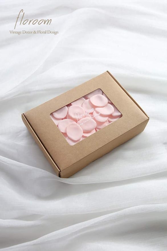 Floroom 500pcs Rose Petals Blush Faux Silk Flower Petals for Wedding Flower Girl Basket Pink Aisle Scatter Dinner Table Centerpieces Party Confetti Bridal Shower Romantic Night Decoration