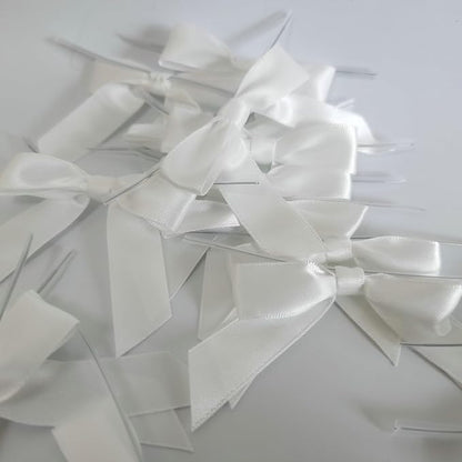 50pcs 2-1/2" White Satin Ribbon Bows with Twist Ties for Wedding Box Gift Wrapping Packing Christmas Decoration (White)