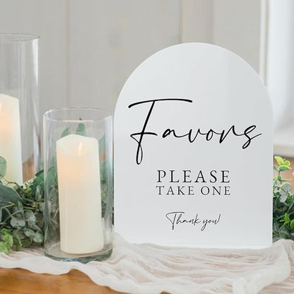 White Arch Acrylic Wedding Sign- 8"x10" Favors Sign and Base,1/8" Thick | Modern Calligraphy Arched Acrylic Favors Sign for Wedding & Party