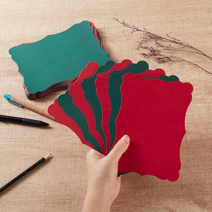 50 Pack Christmas Blank Kraft Cards Cardstock Thick Paper Brown Greeting Cards for DIY Gift Card Menus, Baby Shower and Wedding Invitations (Christmas Red/Green, 4x6IN)