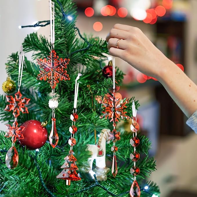 Lanpn 26pcs Christmas Ornaments Crystal Christmas Tree Decoration, Hanging Clear Acrylic Snowflake Icicle Drop Pendants for Xmas Winter Outdoor Indoor Party Decoration Red