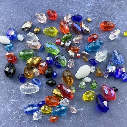 200pcs 4x6mm Teardrop Crystal Glass Beads Vertical Hole Faceted Glass Teardrop Spacer Beads for Bracelets Necklace Earring DIY Jewelry Making Craft(Sapphire Blue)
