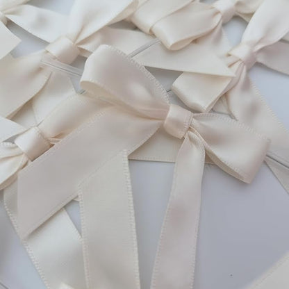 50pcs 2-1/2" Mini Satin Ribbon Bows with Twist Ties for Crafts Gift Wrapping Packing Christmas Decoration (2.5"-Ivory)