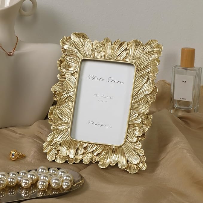 Cuspin Small Gold Picture Frame 3x5 Frames, Vintage Gold Palm Leaves Textured Hand-Crafted Resin with Glass Front Elegant Retro Vintage Design Photo Frame for Wall and Tabletop Display Home Decor