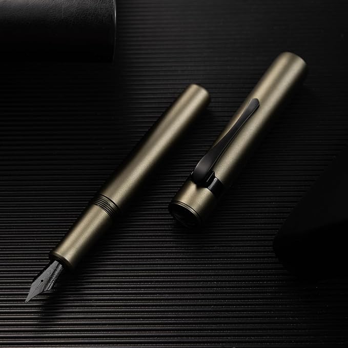 Hongdian M2 Black Forest Mini Fountain Pen, Fine Soft Nib & Sleek Shape Aluminium Short Pocket Travel Pen (Army Green)