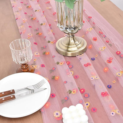 Joanlody Blushing Pink Embroidery Daisy Fall Thanksgiving Table Runner Florals Seasonal Tulle Table Runner Holiday Kitchen Dining Table Decoration for Home Party Indoor