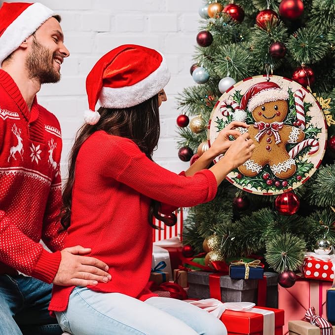 Round Christmas Metal Tin Sign Rustic Wall Decor Gingerbread Man Vintage Tin Sign Candy Canes Christmas Tin Sign for Home Garden Kitchen Bar Cafe Restaurant Garage Wall Decor 12 * 12 in