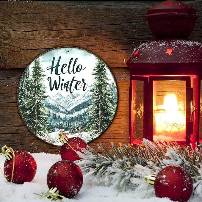Round Christmas Metal Tin Sign Hello Winter Sign Christmas Pine Trees Welcome Door Sign Xmas Winter Holiday Farmhouse Rustic Wreath Sign for Indoor Outdoor Home Wall Window Decor 8 * 8 in