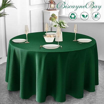 Biscaynebay Textured Fabric Round Christmas Table Cloths 108", Hunter Green Water Resistant Folding Table Covers for Dining, Kitchen, Wedding, Parties etc. Machine Washable