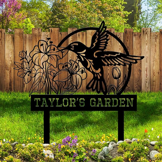 Personalized Garden Signs for Outside, Custom Metal Hummingbird Flowers Garden Decor with Stake, Custom Name Signs Outdoor Yard Patio Backyard Metal Decor Home Gifts