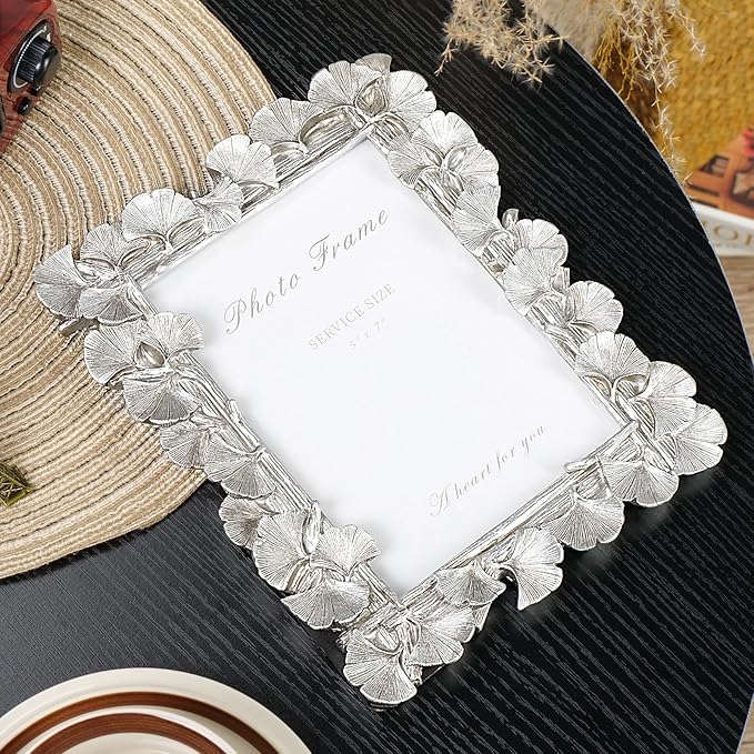 Cuspin Silver 5x7 Picture Frame, Vintage Silver Ornate Leaf Textured Hand-Crafted Resin Frames with Glass Front, Antique Photo Frame for Tabletop Display, Retro Design Home Decor